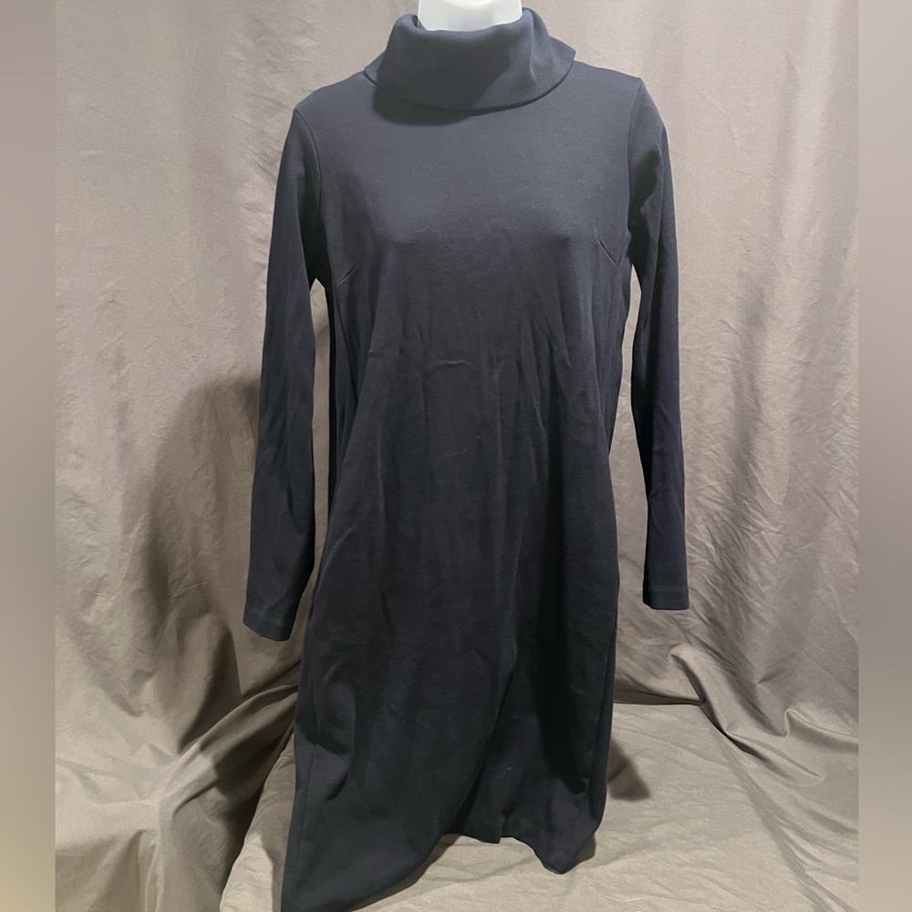 White Label size US8 dark blue turtle neck with zipper in back